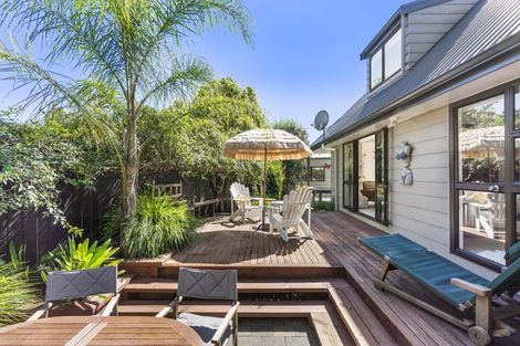 Photo of property in 116b Mckellar Place, Whangamata, 3620