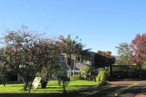 Photo of property in 279 Pakuranga Road, Pakuranga Heights, Auckland, 2010