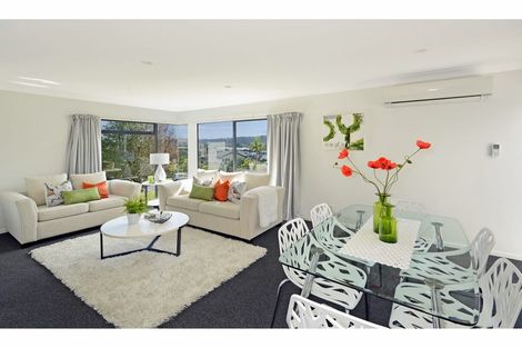 Photo of property in 20 Stephanie Close, Glenfield, Auckland, 0629