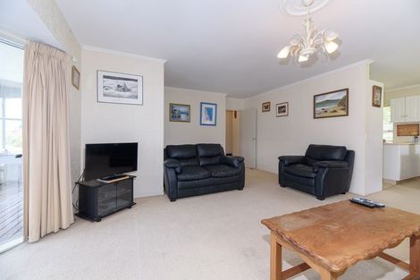 Photo of property in 84 Granville Drive, Massey, Auckland, 0614