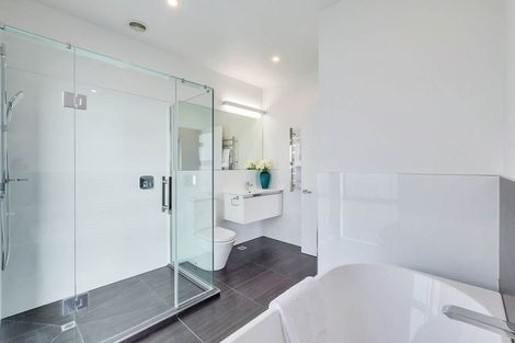 Photo of property in 21 Manawanui Way, Orewa, 0931