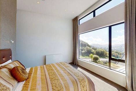 Photo of property in 49 Ashton Fitchett Drive, Brooklyn, Wellington, 6021