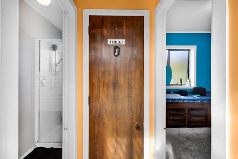 Photo of property in 19 Tybalt Street, Stratford, 4332