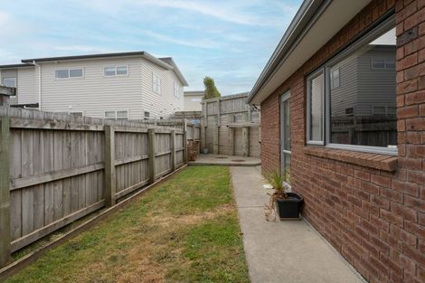 Photo of property in 178 Mark Avenue, Grenada Village, Wellington, 6037