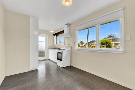 Photo of property in 2/694 Avonside Drive, Avonside, Christchurch, 8061