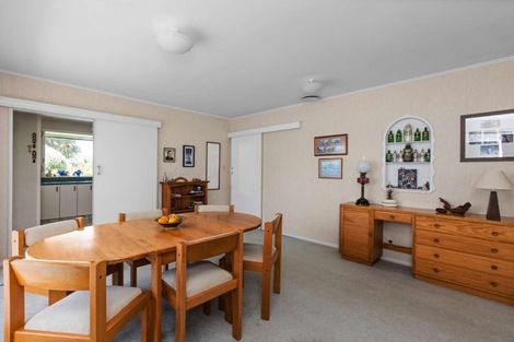 Photo of property in 49 Avondale Road, Taradale, Napier, 4112