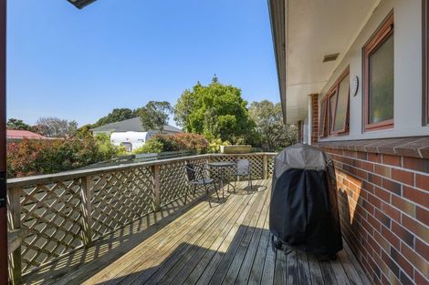 Photo of property in 18 Mccarthy Street, Hawera, 4610