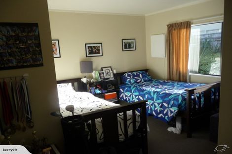 Photo of property in 50 Navigation Drive, Whitby, Porirua, 5024