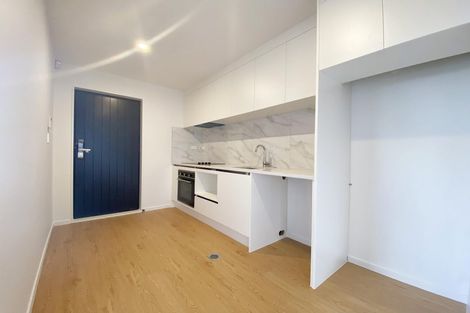 Photo of property in 4/49 Sunnyside Road, Sunnyvale, Auckland, 0612