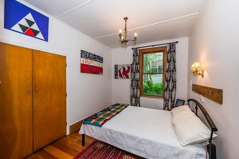Photo of property in 64 Wellington Road, Paekakariki, 5034