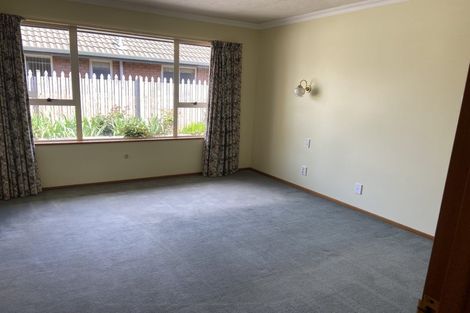 Photo of property in 2/42f Merrin Street, Avonhead, Christchurch, 8042
