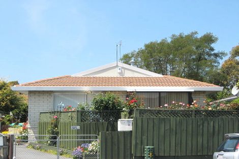 Photo of property in 19 Leonie Place, Aranui, Christchurch, 8061