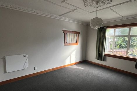 Photo of property in 8b Ngaio Street, Strandon, New Plymouth, 4312