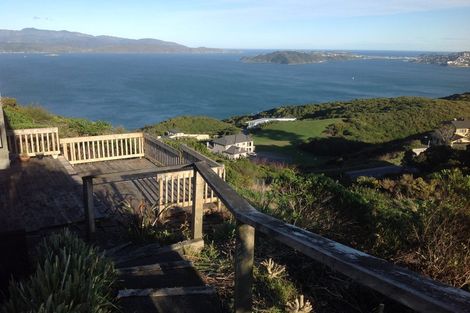 Photo of property in 49 Edgecombe Street, Newlands, Wellington, 6037