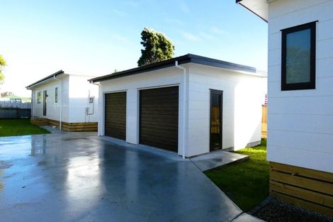 Photo of property in 26 Romilly Street, Westport, 7825