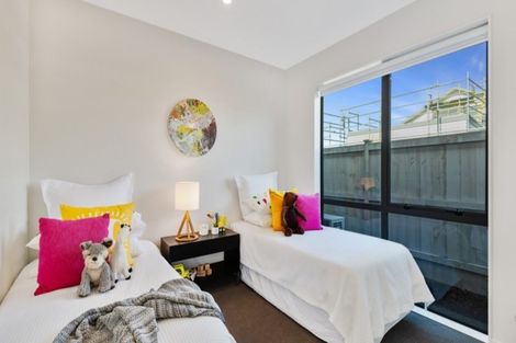 Photo of property in 35 Pepene Avenue, Takanini, 2112
