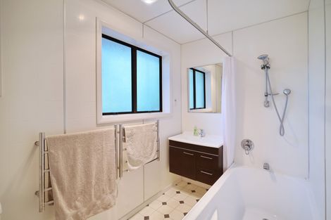 Photo of property in 22 Kendal Avenue, Burnside, Christchurch, 8053