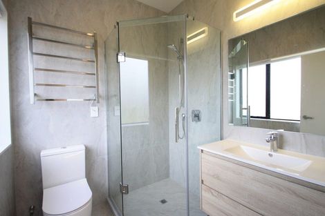 Photo of property in 14 Vazey Way, Hobsonville, Auckland, 0618