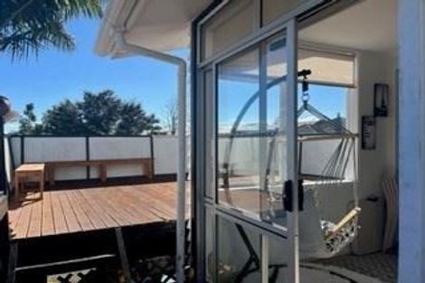 Photo of property in 27 Sunhill Road, Sunnyvale, Auckland, 0612