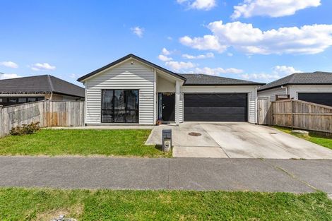 Photo of property in 5 Sapwood Crescent, Takanini, 2110