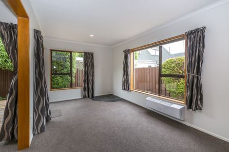 Photo of property in 2/40 Onslow Street, St Albans, Christchurch, 8014