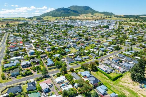 Photo of property in 33 Hinekura Avenue, Taupo, 3330