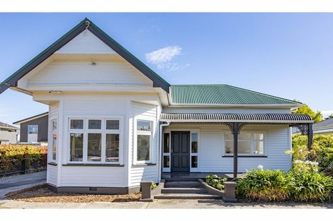 Photo of property in 37 Gresford Street, Edgeware, Christchurch, 8013