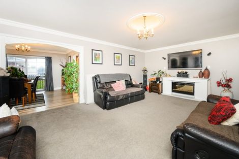 Photo of property in 6 Grange Place, Milson, Palmerston North, 4414