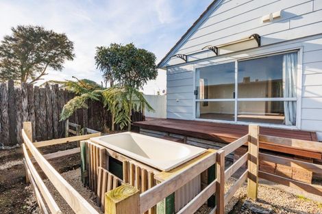 Photo of property in 6 Thames Street, Roslyn, Palmerston North, 4414