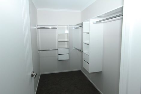 Photo of property in 5 Karokaro Road, Takanini, 2112
