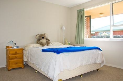 Photo of property in 393 Harewood Road, Bishopdale, Christchurch, 8053