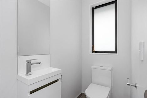 Photo of property in 62 Cleveland Street, Edgeware, Christchurch, 8013