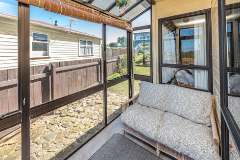 Photo of property in 22 Okiwa Terrace, Waiinu Beach, Wanganui, 4588