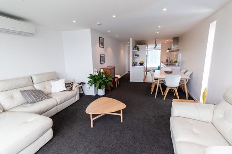 Photo of property in Portal Apartments, 5d/42 Cable Street, Te Aro, Wellington, 6011