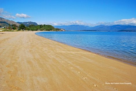 Photo of property in 26 Cornwall Place, Tata Beach, Takaka, 7183
