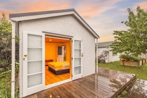 Photo of property in 66 Saint Martins Road, Saint Martins, Christchurch, 8022