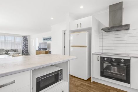 Photo of property in 11 Chester Street, Taradale, Napier, 4112