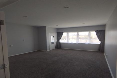 Photo of property in 114 Cambridge Terrace, Fairfield, Lower Hutt, 5011