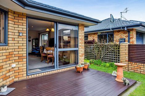 Photo of property in 14a Milmoe Street, Hawera, 4610