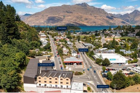 Photo of property in Alex Apartments, 36/135 Hallenstein Street, Queenstown, 9300