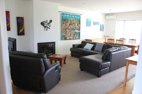Photo of property in 140 Gills Road, Albany Heights, Auckland, 0632