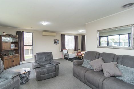 Photo of property in 15 Saint Leonards Road, Temuka, 7920
