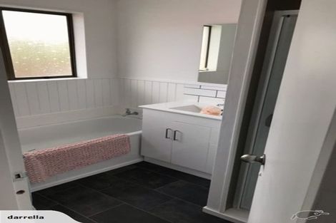 Photo of property in 35a Shanly Street, Brown Owl, Upper Hutt, 5018