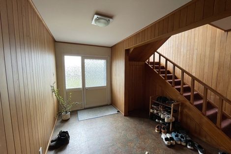 Photo of property in 4 Miro Street, Merrilands, New Plymouth, 4312