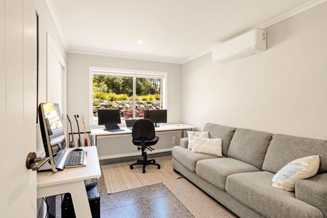 Photo of property in 116 Stratford Drive, Cable Bay, 0420