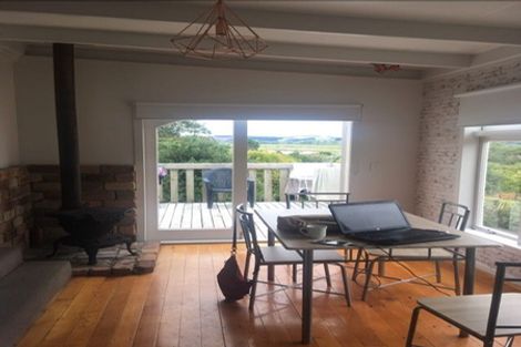 Photo of property in 37 Makiri Street, Helensville, 0800
