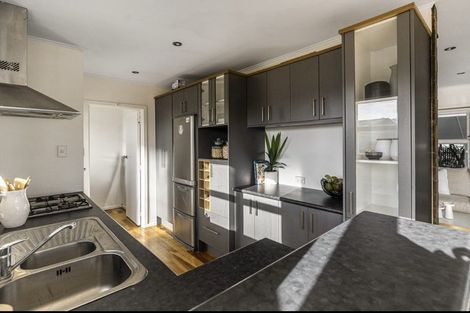 Photo of property in 115 Stanley Road, Glenfield, Auckland, 0629