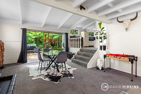 Photo of property in 9b Raymond Terrace, Northcote, Auckland, 0627