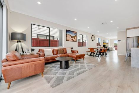 Photo of property in 22 Ako Road, Flat Bush, Auckland, 2019