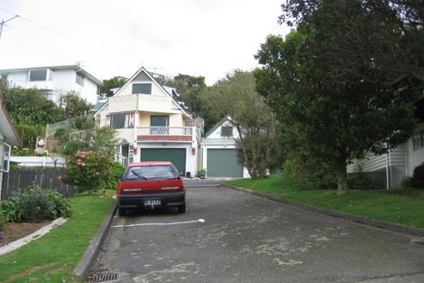 Photo of property in 11 Te Kiteroa Grove, Churton Park, Wellington, 6037